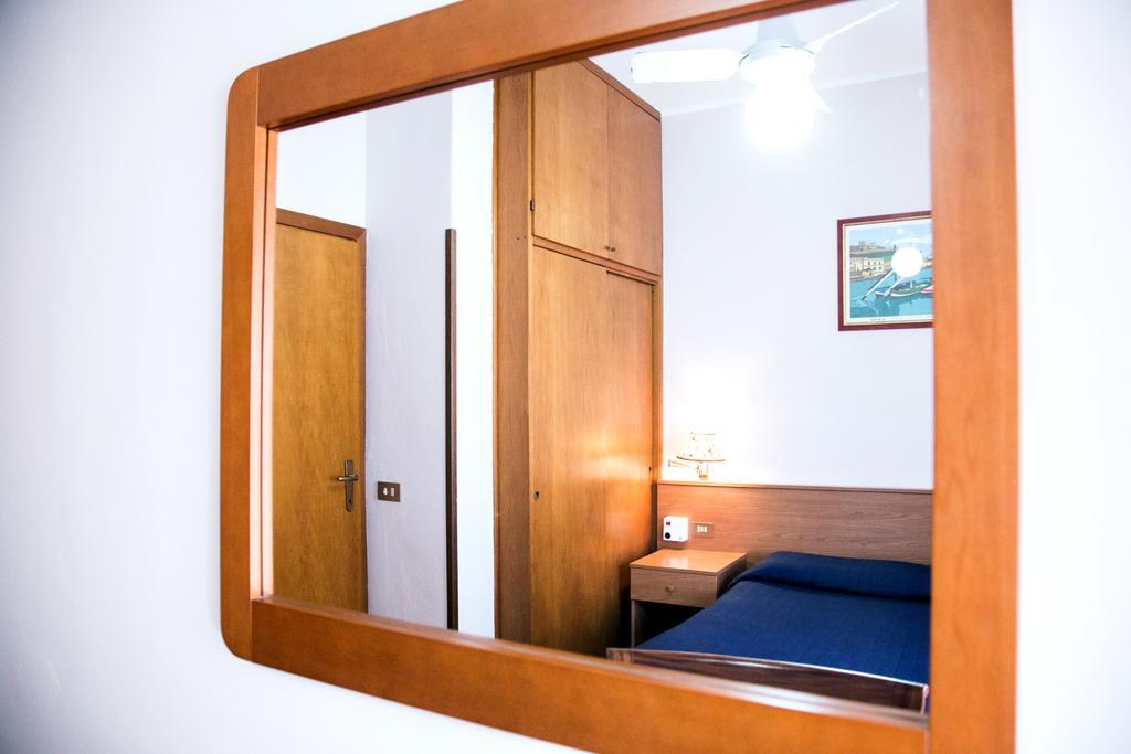 Hotel Tirreno Castiglione della Pescaia Esterno foto