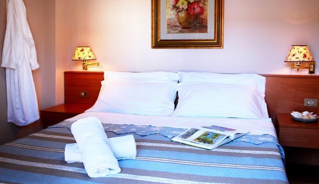 Hotel Tirreno Castiglione della Pescaia Esterno foto